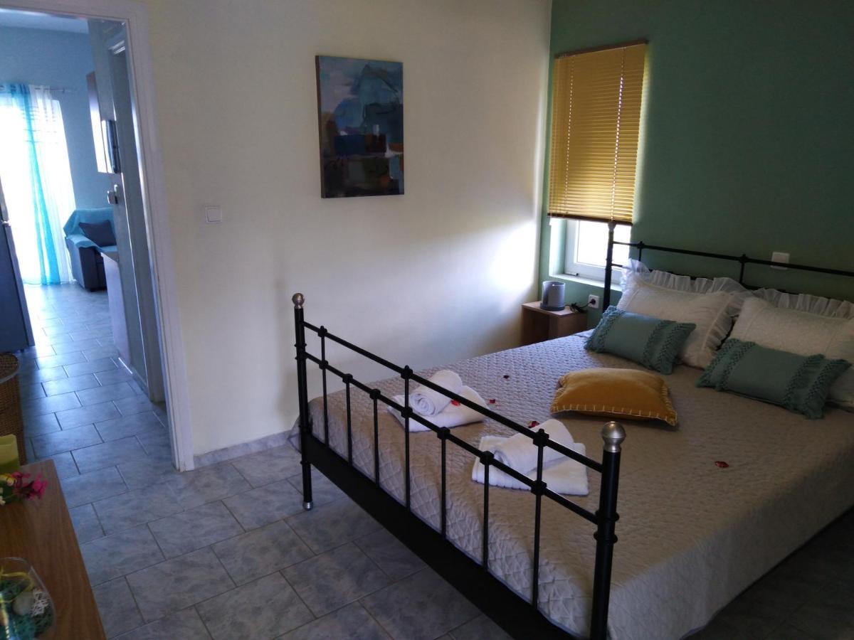 Marianos Apartments 키사모스 외부 사진